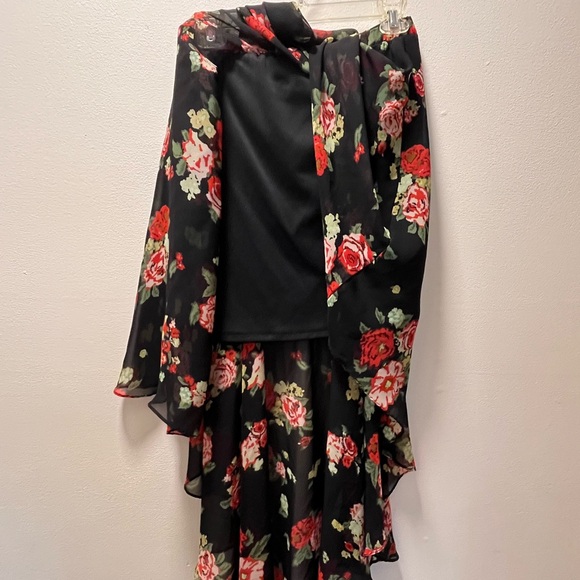Metaphor High/Low Boho Flowy Skirt, Women’s, Size S, Black with Red Flowers - Picture 5 of 5